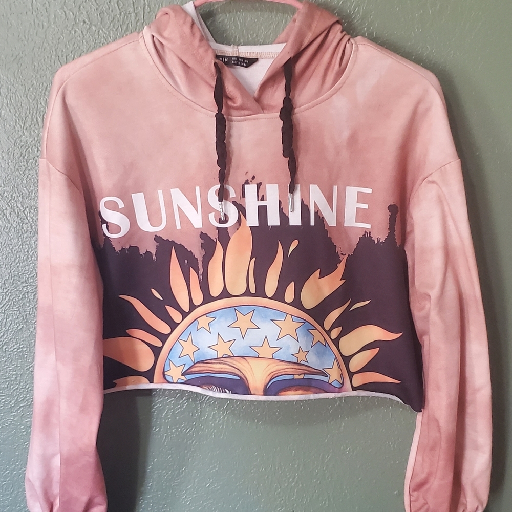Cropped hoodie